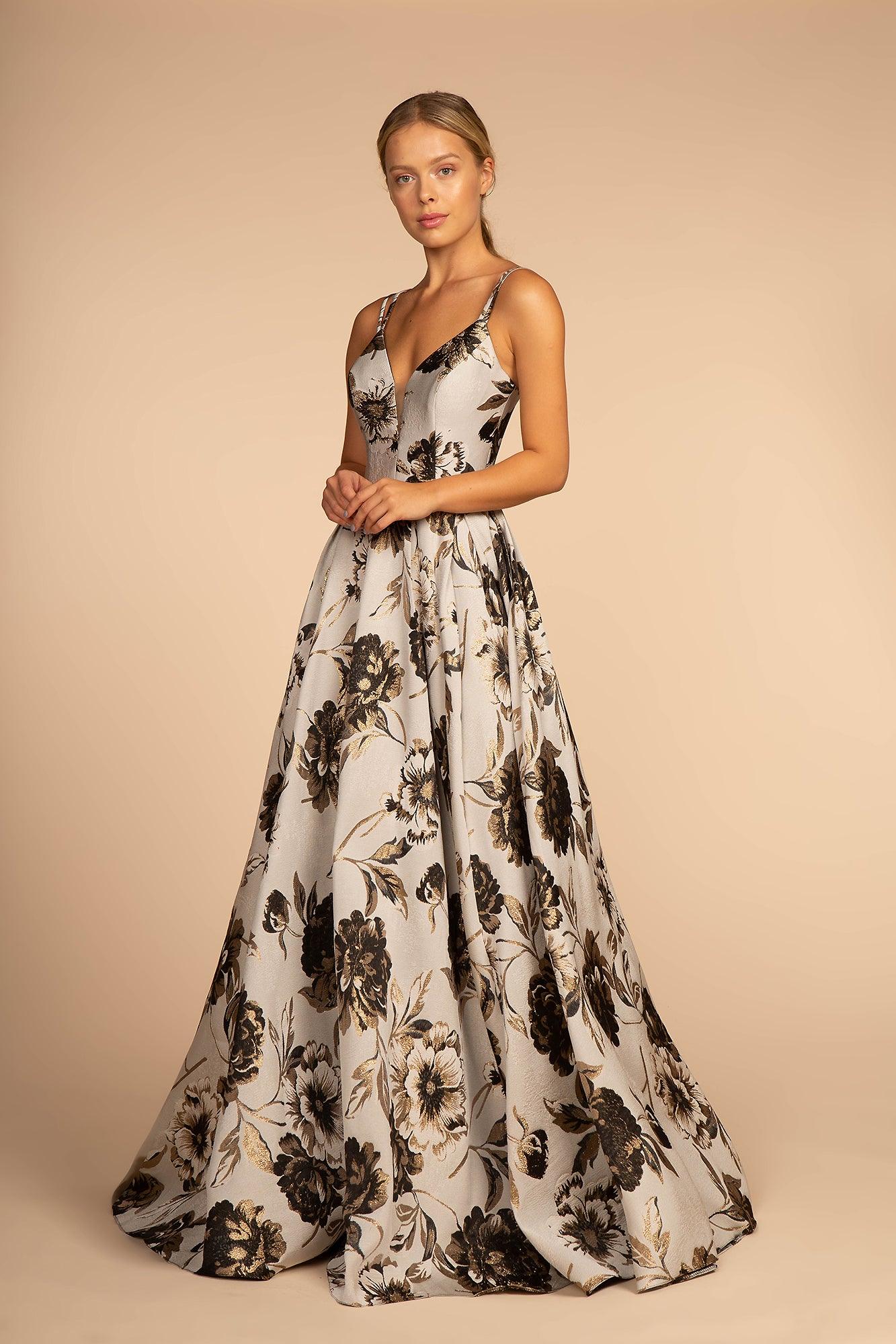 <p>This elegant floor length dress features spaghetti strap with v neckline, low back and made of jacquard material. Perfect for prom, homecoming, formal or any special occasion.<br> <br> <br> <br> Fabric : Jacquard<br> <br> Closure : Zipper Back<br> <br> Length : Full Length<br> <br> Sleeve : Spaghetti Strap<br> <br> Color : Silver<br> <br> Sizes : XS, S, M, L, XL, 2XL, 3XL<br> <br> Fully Lined<br> <br> Soft Cup Inserts<br> <br> Occasion : Formal, Prom, Homecoming, Wedding Guest, Evening Party, Red Carpet, Pageant, Special Occasion</p> 