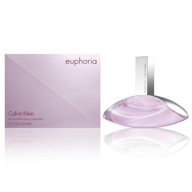 <p>Launched in 2005,Euphoria by Calvin Klein perfume for women contrasts exotic fruits and lush florals for a truly sophisticated fragrance.</p>
<p><strong>Recommended Use</strong> Anytime wear</p>
<br><iframe width="560" height="315" src="//www.youtube.com/embed/kpWO7iO0kVQ" frameborder="0" allowfullscreen=""></iframe>