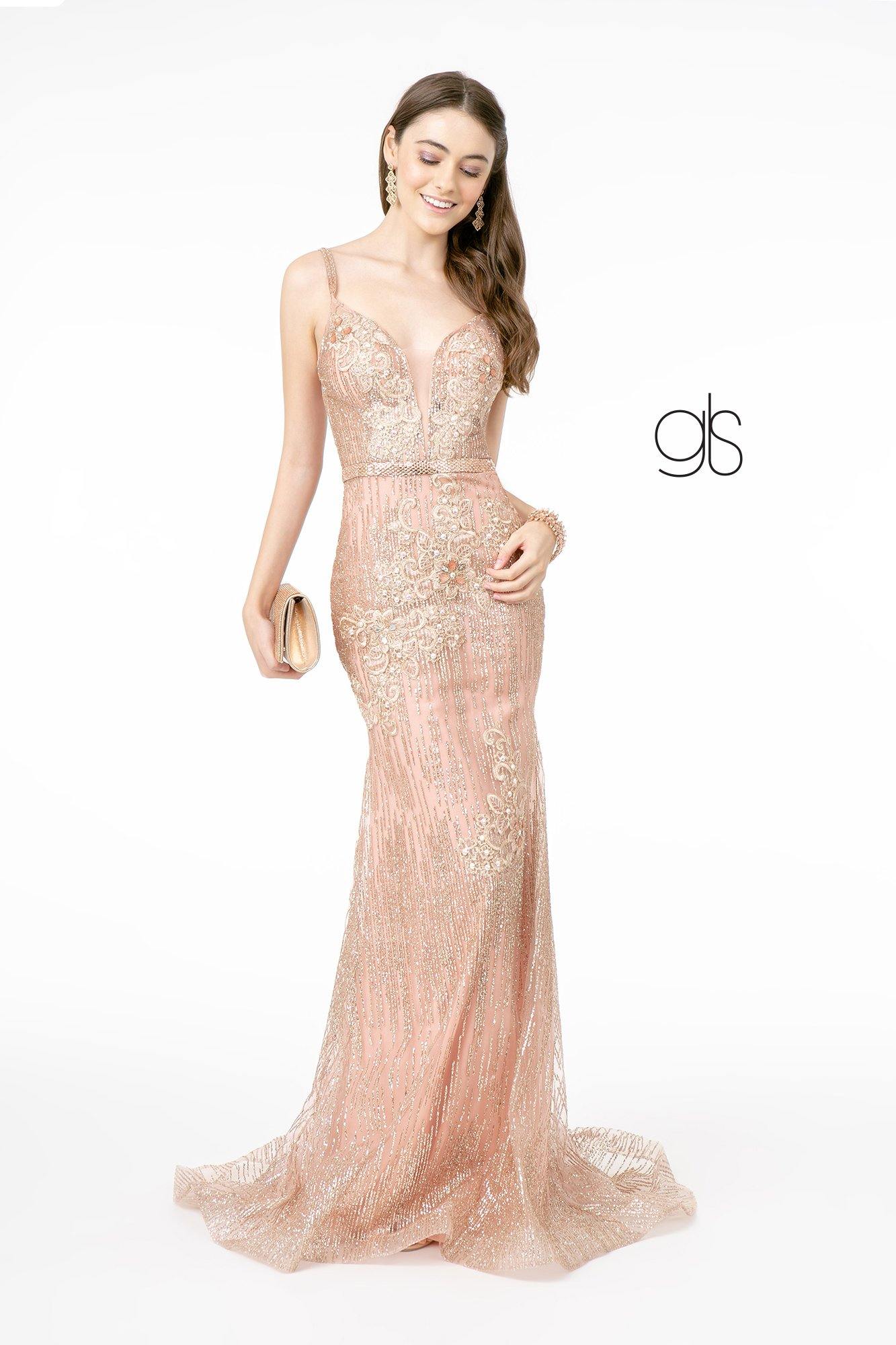 <p> </p> <p><span>This stunningly gorgeous long prom dress features a spaghetti straps plunging deep V-neckline. Floor length fitted gown with sparkling embellished glitter. This dress is perfect for any special occasion.</span></p> <p> </p> <p>Fabric : Mesh</p> <p>Length : Floor Length</p> <p>Sleeve Style : Back Zipper</p> <p>Colors : Champagne, Dusty Rose</p> <p>Sizes : XS, S, M, L, XL, 2XL, 3XL</p> <p>Fully Line</p> <p>Soft Cup Inserts</p> <p>Occasion : Formal, Prom, Homecoming, Evening Party</p> 