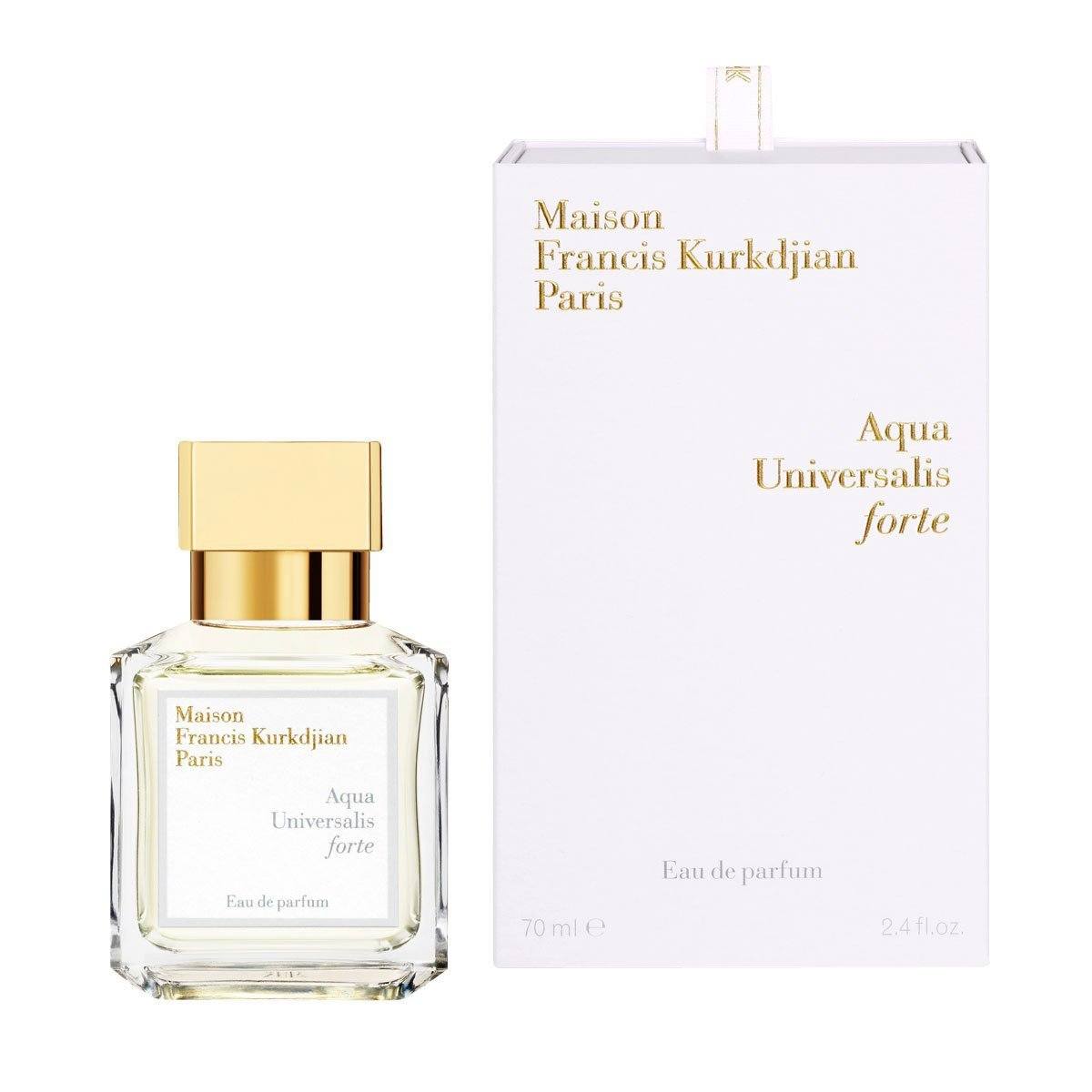 <p>The more pronounced version of Aqua Universalis enhances the charm of this sunny freshness. The fragrance's afterglow, sparkle and intensity are heightened by green bergamot from Calabria, jasmine and rose absolutes from Egypt and Morocco and light woods underscored by potent musk.</p>