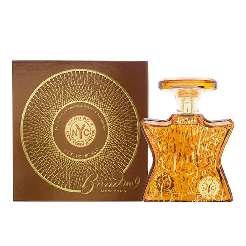 <p><meta charset="utf-8"><span data-mce-fragment="1">Ideal for complementing the charming nature of both men and women, New York Amber by Bond No. 9 delivers a warm and luxurious aroma that works well for evening wear. Released in 2011, this unisex eau de parfum pairs notes of sandalwood with musk and amber to offer a sophisticated woodiness that speaks to your personal style. With notes of osmanthus and jasmine, New York Amber provides a subtle freshness and mild sweetness that helps bring balance to the fragrance.</span></p>
<p><span data-mce-fragment="1"><meta charset="utf-8"> <b>NOTES : </b></span>Bergamot, Saffron, Nutmeg, White peppercorn, Magestic rose, Jasmine, Osmanthus, Oud, Amber, Sandalwood</p>