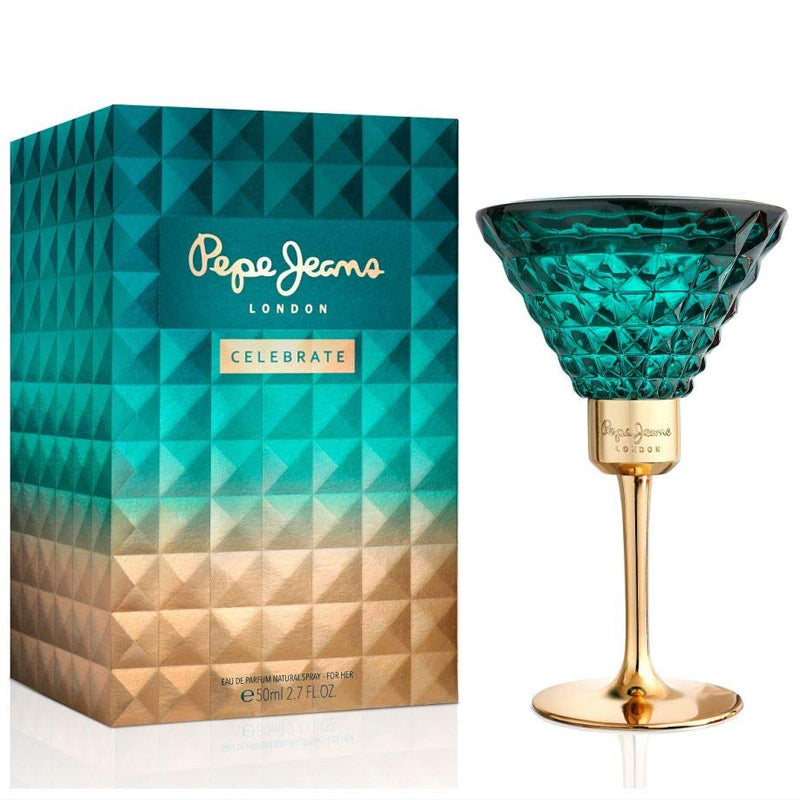 <span data-mce-fragment="1">The oriental fragrance of Pepe Jeans Celebrate for Her is a fascinating scent for women. Launched in 2019, this fragrance features addictive fragrances from Popcorn, Chestnut and White Pepper. At the center are hints from Whiskey, Water notes, Caviar and Immortelle. The base is full of fragrance from Cashmere wood, Vanilla, Amber and Tonka Bean.</span>