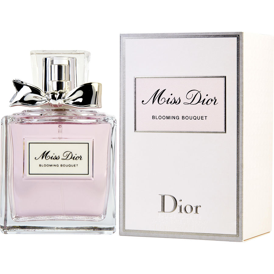 <p>Experience the caress of a fresh rose dressed in peony flowers. This vivacious eau de toilette reveals a tender heart of peony and Damascus rose. The perfume's lingering finish is edged with white musk. A floral springtime signature, perfect for a flirty and irresistibly charming Miss Dior.<br data-mce-fragment="1"></p>
<p>Blooming Bouquet is a composition designed like a dress embroidered with a thousand blossoms. It pays tribute to Christian Dior's legendary love of flowers.</p>
<p><meta charset="utf-8">Fragrance Family: Floral<br data-mce-fragment="1">Scent Type: Fruity Florals<br data-mce-fragment="1">Key Notes: Damascus Rose, Peony, White Musk</p>