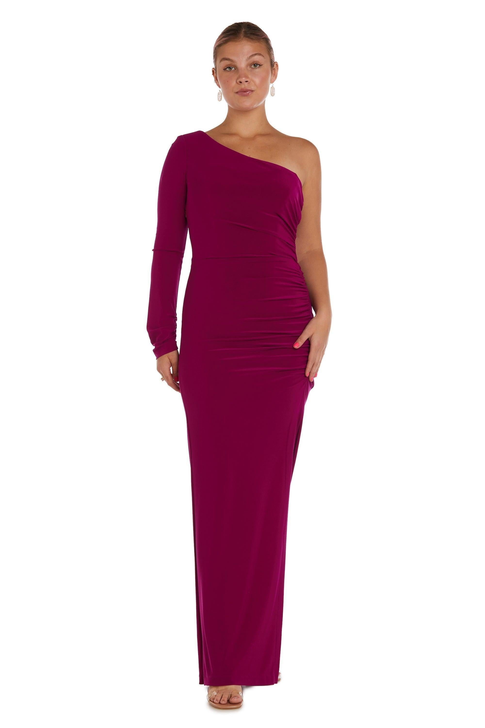 <p>Open the door to a world of elegance with the gorgeous <strong>Nightway Long One Shoulder Formal Dress Sale</strong>. This dress will definitely be the center of attention, attracting admiring glances at any event.</p>
<p>The asymmetrical one shoulder sleeve neckline artfully accentuates your grace and adds special charm to your look. The full length dress and the graceful cut on the side accentuate your figure and create a stunning silhouette. You will be irresistible, like a real star.</p>
<p>This dress will not only add to your confidence, but it will also give your look sophistication. You'll get compliments from all sides, because it's designed to make you shine at a special event, whether it's a party, a formal event, a church visit, or a wedding reception.</p>
<p>All Sale Items are Final Sale</p>
<p>Fabric : Poly Spandex</p>
<p>Length : Full Length</p>
<p>Sleeve Style : One Shoulder</p>
<p>Color : Black</p>
<p>Size : 4</p>
<p>Fully Lined</p>
<p>Occasion : Formal, Evening Party, Church, Wedding Guest, Mother of the Bride</p>