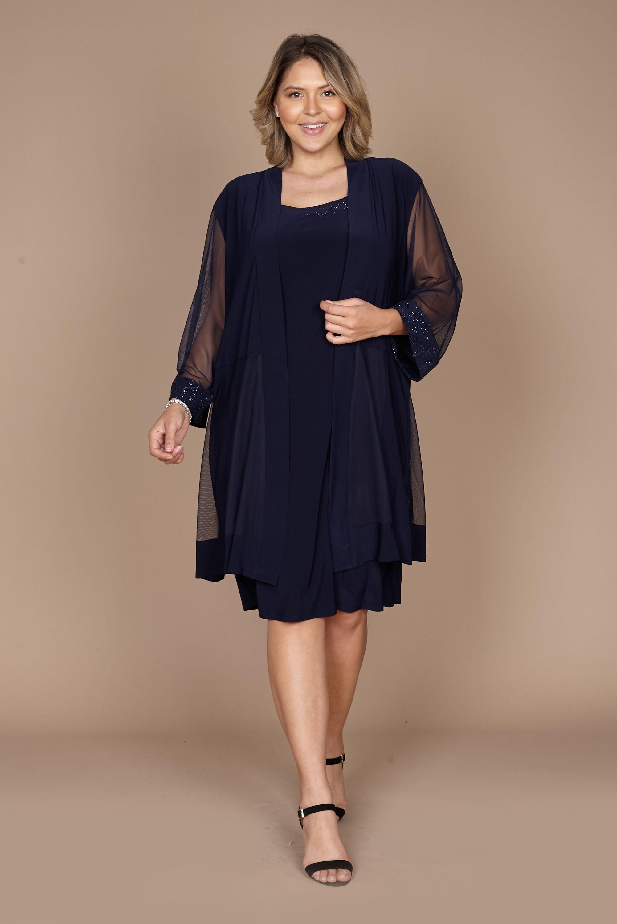 <p>Look stylish with the <strong>R&amp;M Richards 8271W Short Mother Of Bride Plus Size Dress Sale</strong>. This dress is designed to accentuate your unique beauty and provide a flattering fit for the plus-size figure.<br data-mce-fragment="1">Made of high-quality poly spandex fabric, this dress melts slightly. The straight-cut, sleeveless model shows off your arms and shoulders, and the jacket that comes with it adds the finishing touch to the look for an evening event.<br></p>
<p>All Sale Items are Final Sale<br><br><strong>Fabric</strong> : Poly Spandex<br><br><strong>Sleeve Style</strong> : Sleeveless with Matching Jacket<br><br><strong>Length</strong> : 44 inches <br><br><strong>Color</strong> : <span data-mce-fragment="1" mce-data-marked="1">Lavender</span><br><br><strong>Size</strong> : 2X<br><br><strong>Fully Lined</strong><br><br><strong>Occasion</strong> : Formal, Cocktail, Wedding, Mother of the Bride, Mother of the Groom, Funeral, Church, Wedding Guests</p>
<p> <br></p>