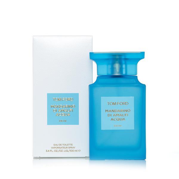 Scent Type:<br>Fresh Citrus &amp; Fruits<br><br>Key Notes:<br>Mandarin, Lemon, Basil, Spearmint, Shisho Leaf, Jasmine<br><br>About:<br>A serene perspective of the Amalfi cliff sides with their citrus fruits and calm idyll, Mandarino Di Amalfi Acqua captures the bright tranquility of the air‰ÛÓscented with mint, thyme, and night-blooming flowers.<br><br>The herbaceous scent of mountain air is evoked with tarragon, spearmint, blackcurrant bud, and a facetted citrus with a twist of basil that creates the delectable hint of a basil-limoncello cocktail. In the heart, cool black pepper and coriander seed rise up through concentrated orange oil over a floral core of orange flower, clary sage, jasmine notes, and an unexpected twist of shiso leaf. Vetiver, amber, and labdanum lend texture and bring a pulsing flicker of warmth to the summer evening.