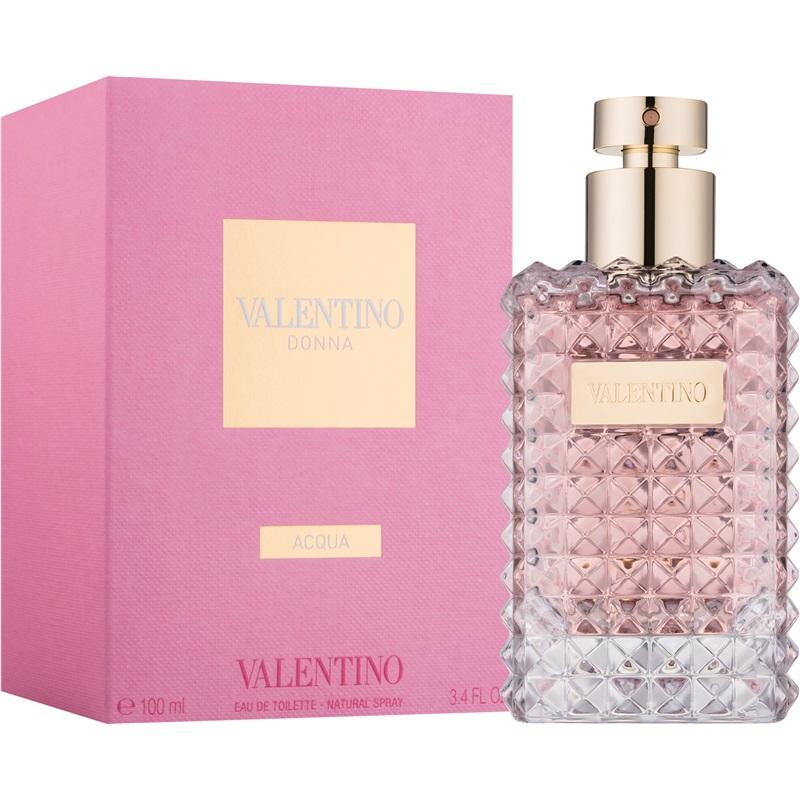 Valentino Donna Acqua is a collision between tender green almond and frosted pear. The warmth of a frangipani rose accord meets a suggestion of sandalwood and hawthorn.<br><br>Style: Fresh.<br><br>Notes:<br><br>- Top: green almond, frosted pear.<br><br>- Middle: frangipani rose.<br><br>- Base: sandalwood, hawthorne.